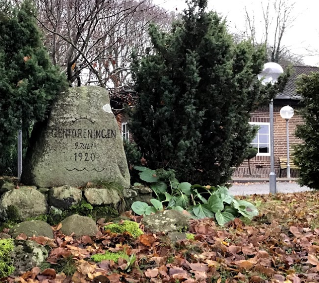 Genforeningssten ved Lillering