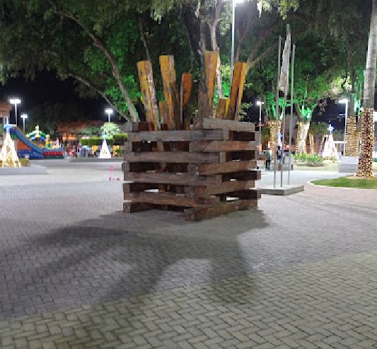 Praça da Catedral Nossa Senhora de Guadalupe