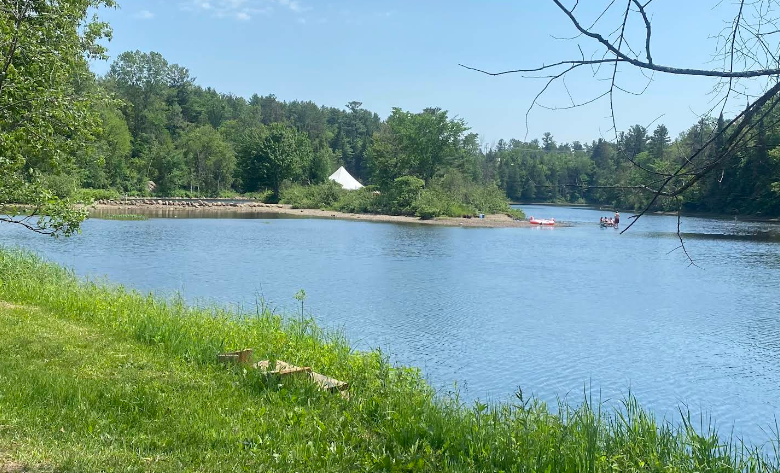 Camping Parc Ensoleillé