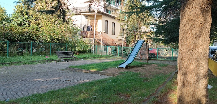skveri-kldiashvilis-kuchaze